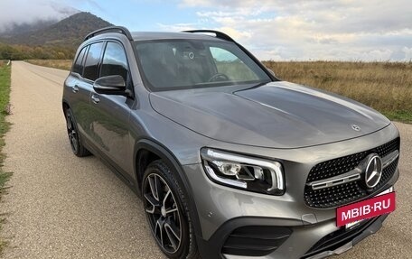 Mercedes-Benz GLB, 2020 год, 3 999 999 рублей, 2 фотография