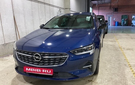 Opel Insignia II рестайлинг, 2022 год, 1 942 000 рублей, 2 фотография