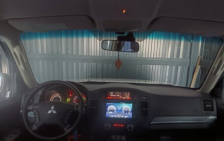 Mitsubishi Pajero IV, 2013 год, 1 850 000 рублей, 7 фотография