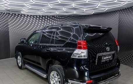 Toyota Land Cruiser Prado 150 рестайлинг 2, 2010 год, 2 729 000 рублей, 9 фотография