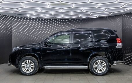 Toyota Land Cruiser Prado 150 рестайлинг 2, 2010 год, 2 729 000 рублей, 11 фотография