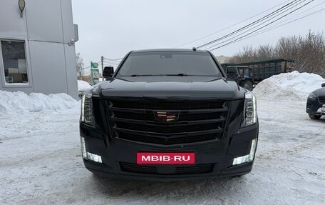 Cadillac Escalade IV, 2015 год, 4 800 000 рублей, 2 фотография