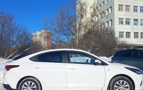 Hyundai Solaris II рестайлинг, 2021 год, 1 795 000 рублей, 4 фотография