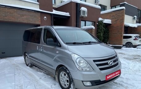 Hyundai H-1 II рестайлинг, 2014 год, 2 200 000 рублей, 9 фотография