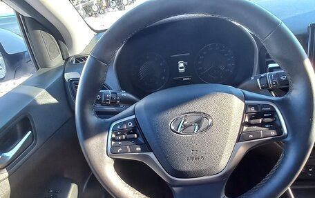 Hyundai Solaris II рестайлинг, 2021 год, 1 795 000 рублей, 12 фотография