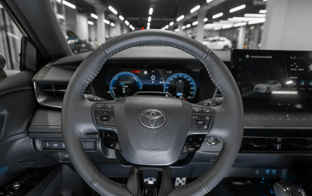 Toyota Camry, 2025 год, 4 350 000 рублей, 11 фотография