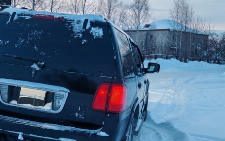 Lincoln Navigator, 2002 год, 1 500 000 рублей, 5 фотография