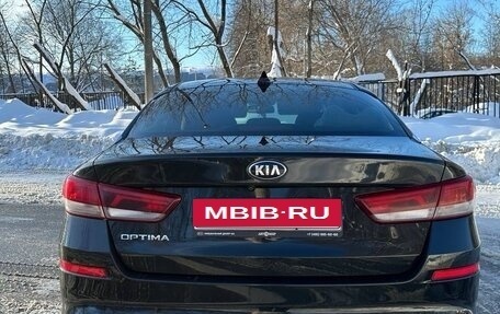 KIA Optima IV, 2019 год, 2 200 000 рублей, 3 фотография