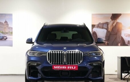 BMW X7, 2021 год, 7 890 000 рублей, 2 фотография