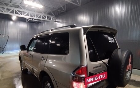 Mitsubishi Montero III, 2001 год, 800 000 рублей, 4 фотография