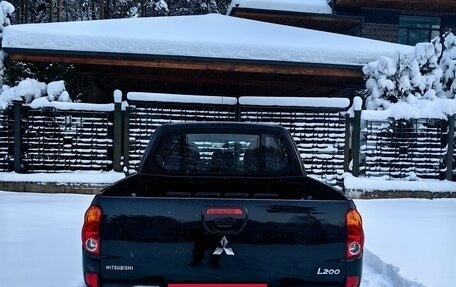 Mitsubishi L200 IV рестайлинг, 2012 год, 1 700 000 рублей, 7 фотография