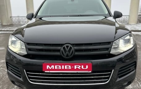 Volkswagen Touareg III, 2013 год, 1 700 000 рублей, 4 фотография
