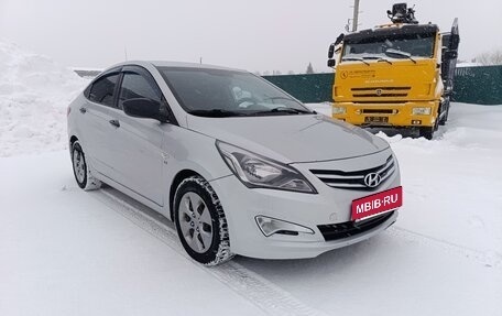 Hyundai Solaris II рестайлинг, 2014 год, 666 000 рублей, 2 фотография