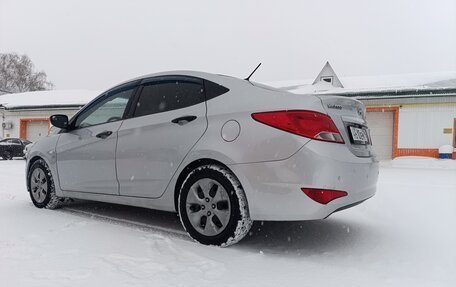 Hyundai Solaris II рестайлинг, 2014 год, 666 000 рублей, 4 фотография