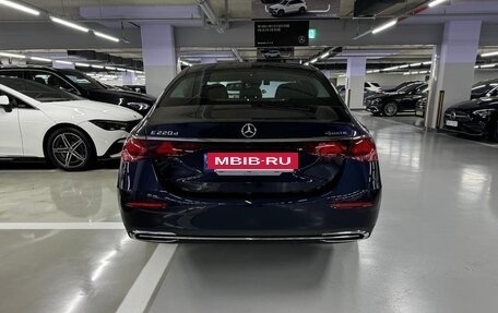 Mercedes-Benz E-Класс, 2025 год, 7 600 000 рублей, 6 фотография