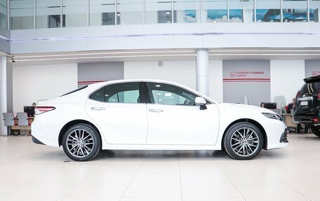 Toyota Camry, 2025 год, 5 040 000 рублей, 6 фотография