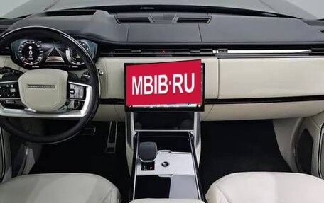 Land Rover Range Rover IV рестайлинг, 2024 год, 19 500 000 рублей, 9 фотография