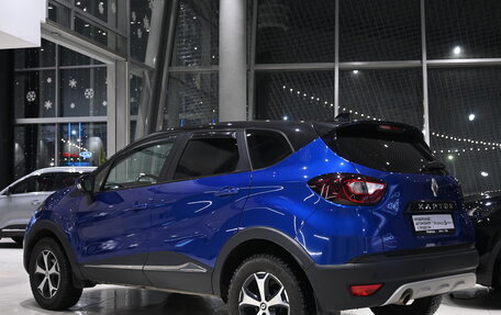 Renault Kaptur I рестайлинг, 2021 год, 1 780 000 рублей, 4 фотография