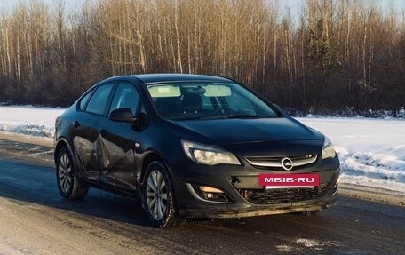 Opel Astra J, 2013 год, 550 000 рублей, 5 фотография