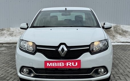 Renault Logan II, 2015 год, 875 000 рублей, 3 фотография