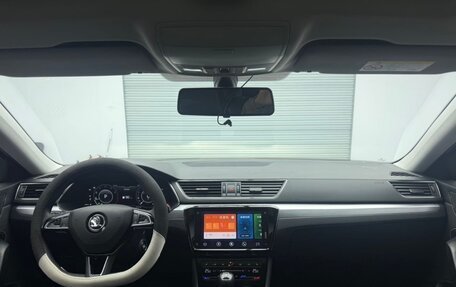 Skoda Superb III рестайлинг, 2025 год, 2 700 000 рублей, 9 фотография