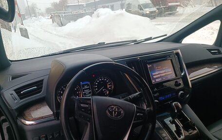 Toyota Alphard III, 2019 год, 4 100 000 рублей, 10 фотография