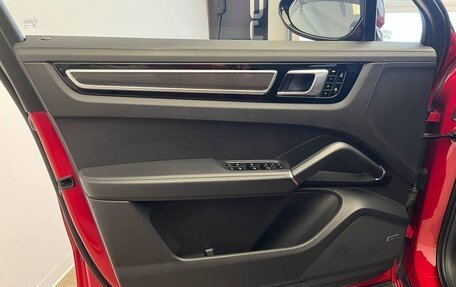 Porsche Cayenne III, 2021 год, 15 990 000 рублей, 11 фотография