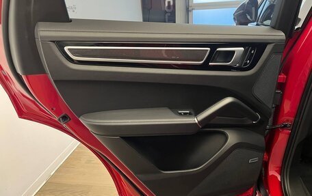 Porsche Cayenne III, 2021 год, 15 990 000 рублей, 13 фотография