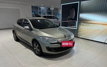 Renault Megane III, 2013 год, 610 000 рублей, 3 фотография