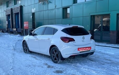 Opel Astra J, 2013 год, 850 000 рублей, 5 фотография