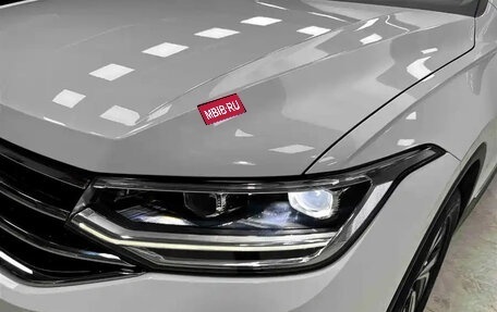 Volkswagen Tiguan II, 2023 год, 2 100 000 рублей, 5 фотография