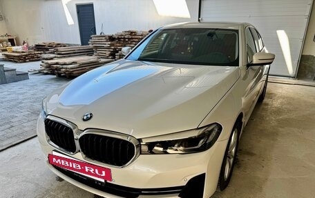 BMW 5 серия, 2021 год, 5 000 000 рублей, 2 фотография