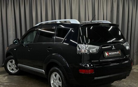 Mitsubishi Outlander III рестайлинг 3, 2008 год, 979 999 рублей, 4 фотография