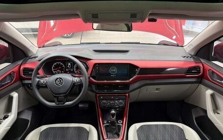 Volkswagen T-Cross I, 2021 год, 1 250 000 рублей, 7 фотография