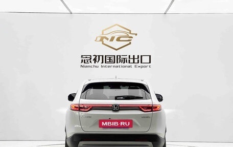 Honda Vezel, 2023 год, 2 340 000 рублей, 5 фотография