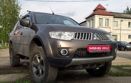 Mitsubishi Pajero Sport II рестайлинг, 2012 год, 1 600 000 рублей, 1 фотография