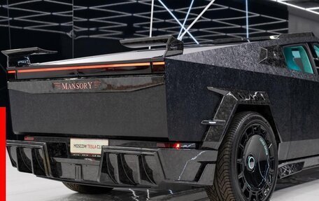 Tesla Cybertruck, 2025 год, 34 000 000 рублей, 6 фотография