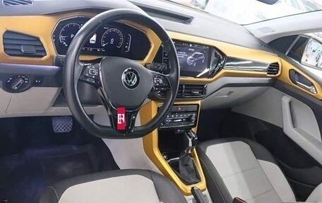 Volkswagen T-Cross I, 2022 год, 1 480 000 рублей, 5 фотография