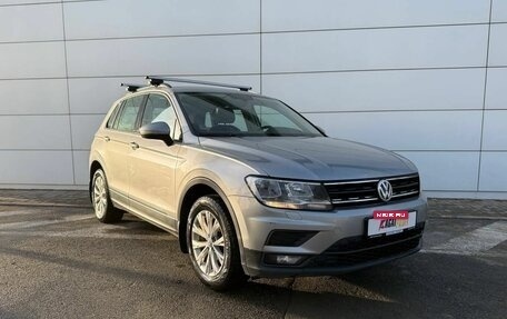 Volkswagen Tiguan II, 2018 год, 1 870 000 рублей, 2 фотография