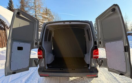 Volkswagen Transporter T5 рестайлинг, 2008 год, 1 600 000 рублей, 13 фотография