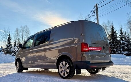 Volkswagen Transporter T5 рестайлинг, 2008 год, 1 600 000 рублей, 5 фотография