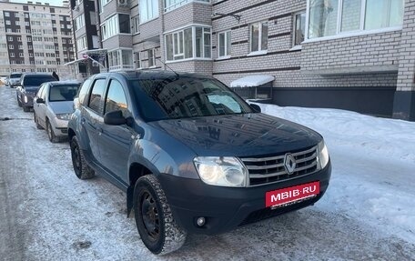 Renault Duster I рестайлинг, 2012 год, 650 000 рублей, 2 фотография