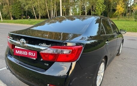 Toyota Camry, 2012 год, 1 900 000 рублей, 9 фотография