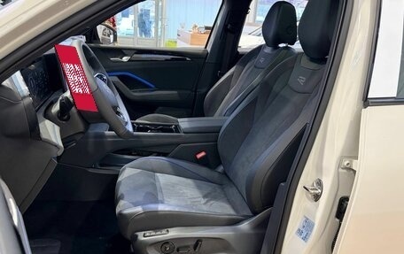 Volkswagen Tiguan, 2025 год, 5 199 000 рублей, 14 фотография