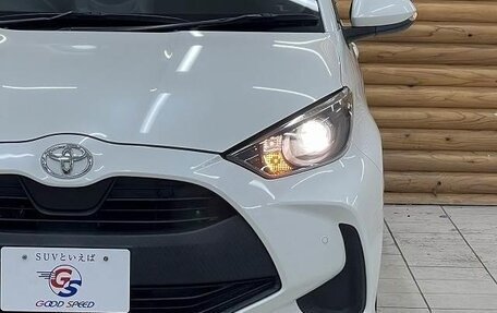 Toyota Yaris, 2022 год, 700 888 рублей, 2 фотография