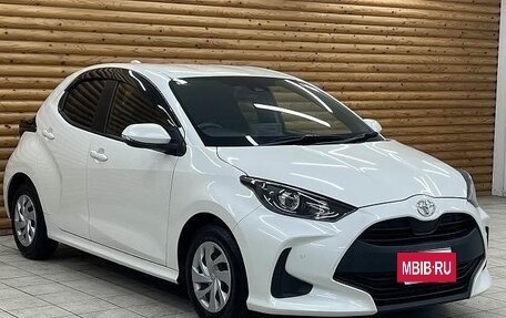 Toyota Yaris, 2022 год, 700 888 рублей, 5 фотография