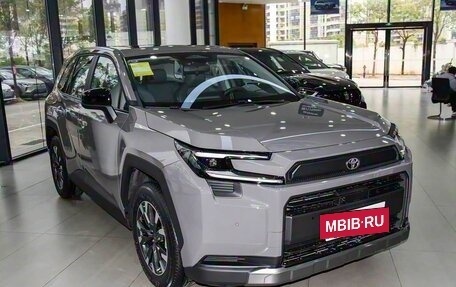 Toyota RAV4, 2026 год, 4 400 000 рублей, 2 фотография