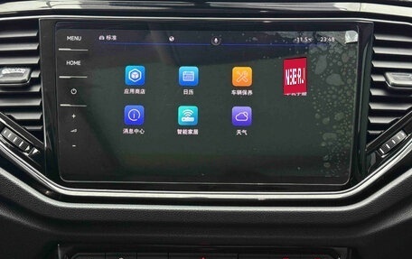 Volkswagen T-Roc I, 2021 год, 2 015 000 рублей, 11 фотография