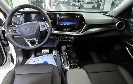 Chevrolet Trax, 2024 год, 1 794 027 рублей, 7 фотография