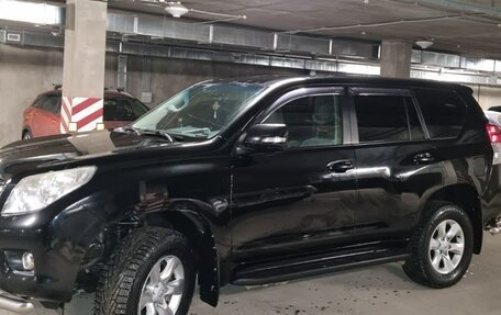 Toyota Land Cruiser Prado 150 рестайлинг 2, 2013 год, 3 170 000 рублей, 9 фотография